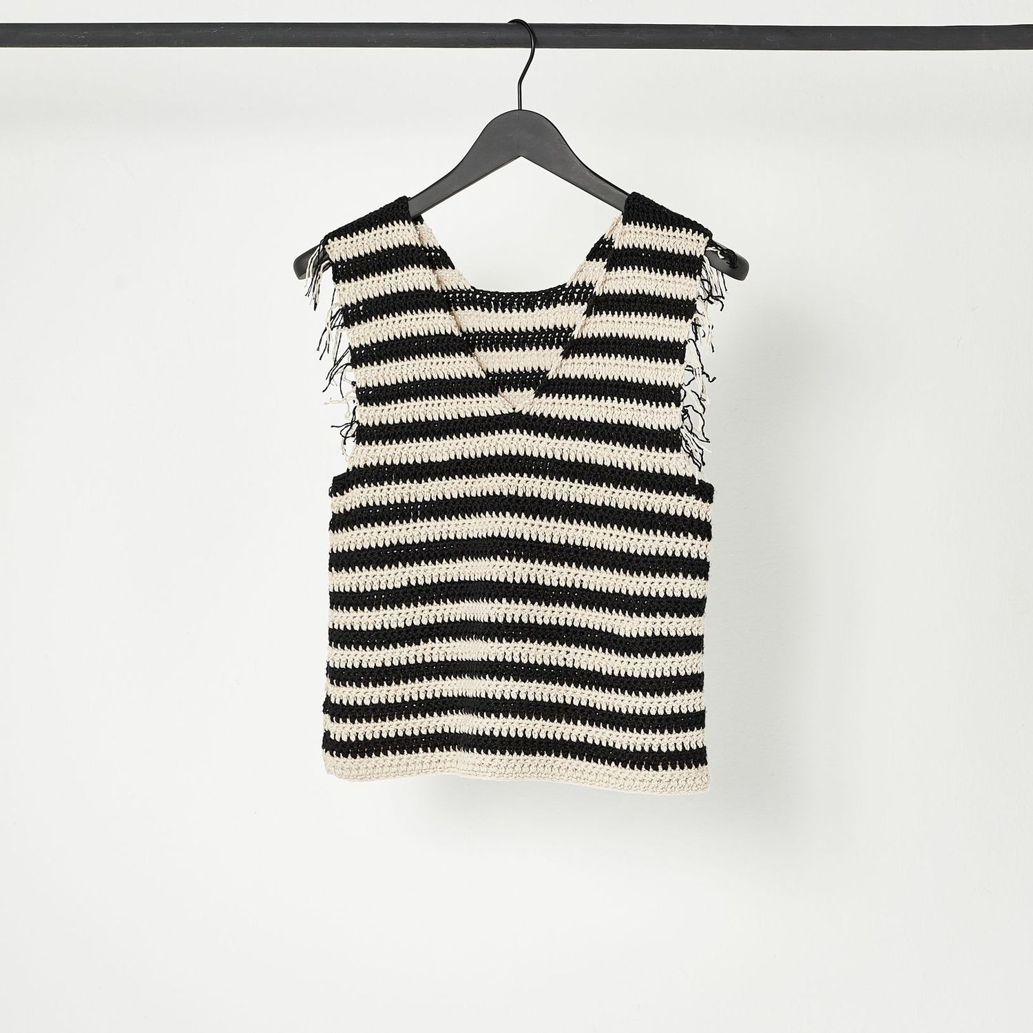 Gehäkeltes Top ALICE, Farbe: ecru/schwarz gestreift, Größe: XS/S