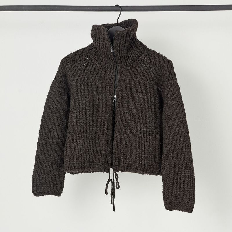 Handstrick-Zipper-Cardigan MIA