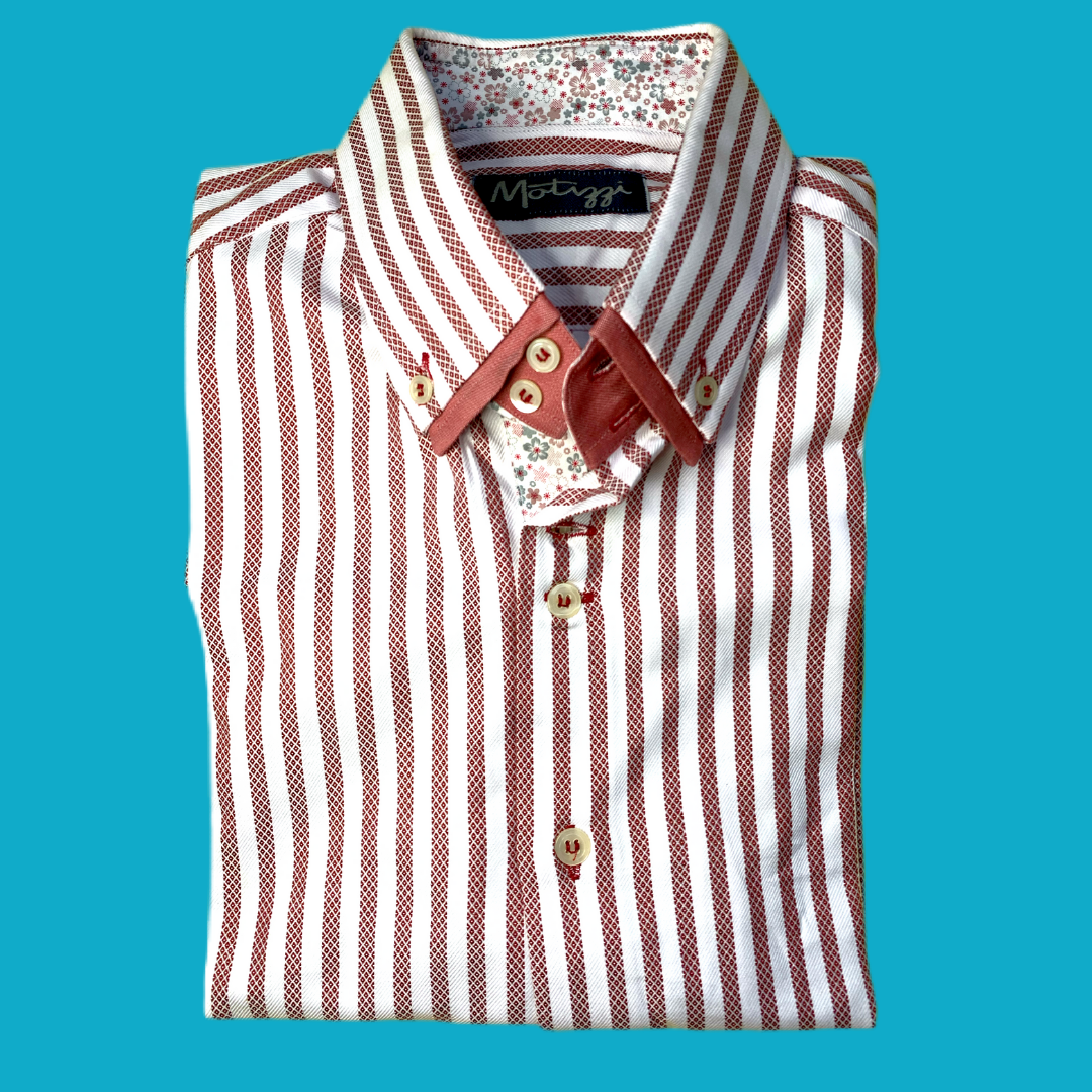 Camisa rayas blanco y rojo