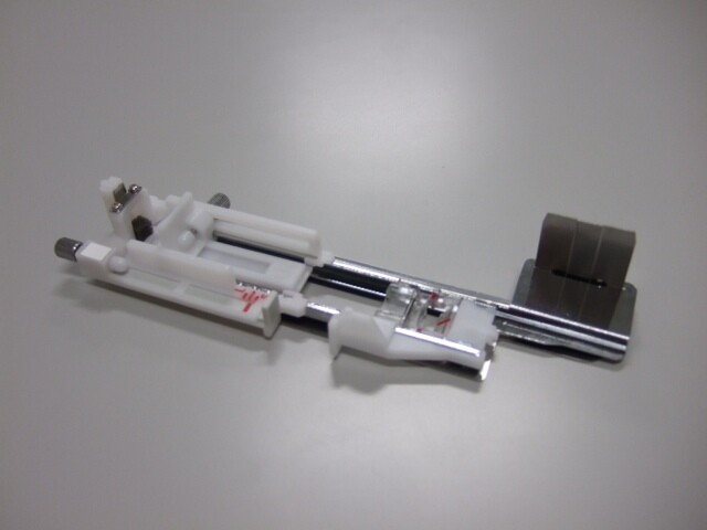 buttonhole foot large-mc15000