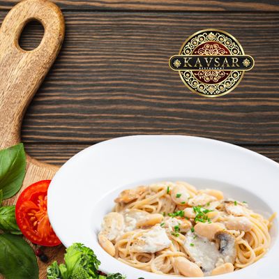 CREAMY CHICKEN AND MUSHROOM PASTA