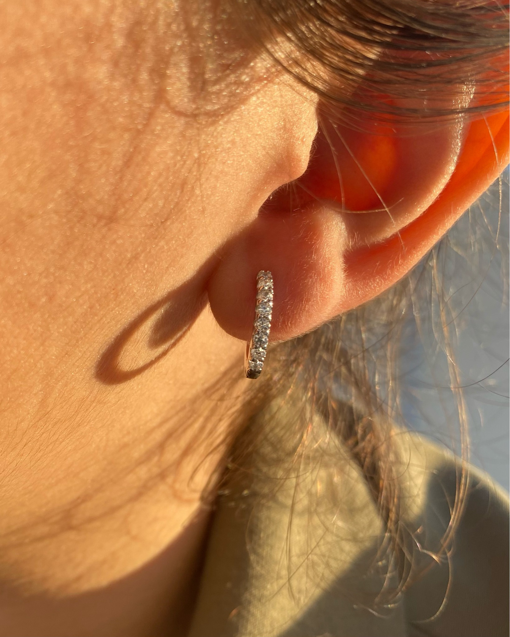 Plain Huggies | White Zircon | Silver 925