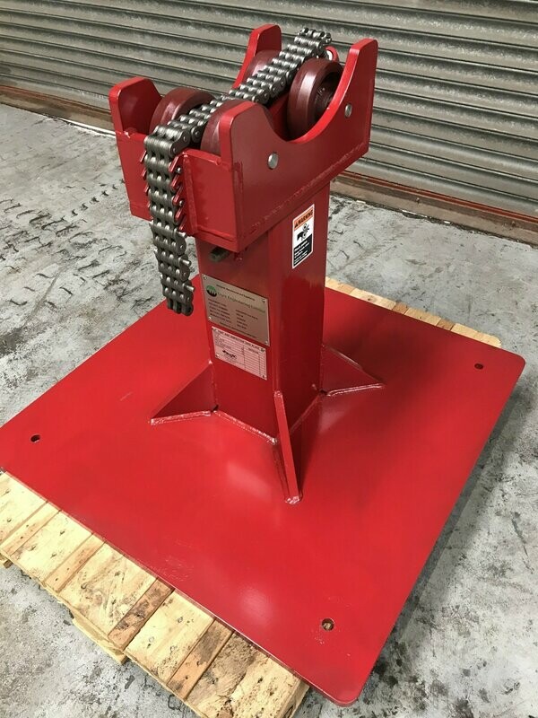 5T Tool Stand - Fully adjustable c/w locking chain.