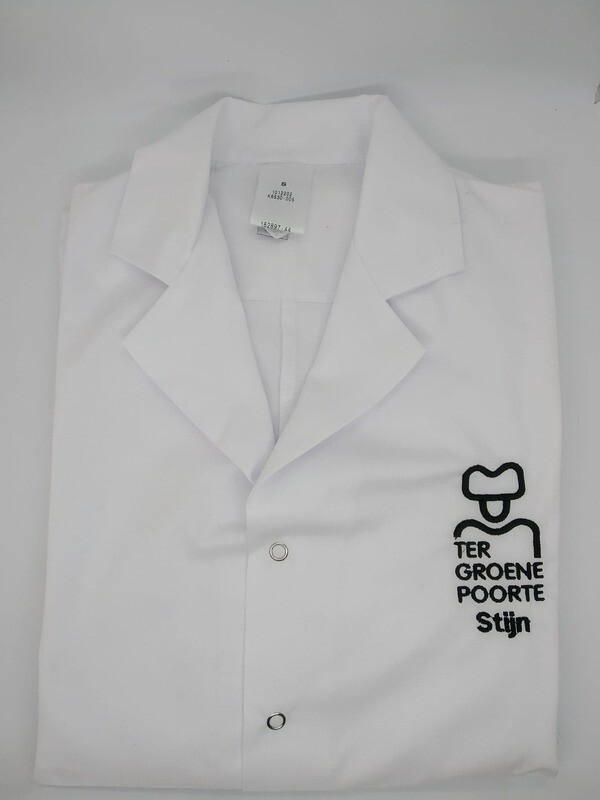 Stofjas met logo TGP en voornaam van de leerling