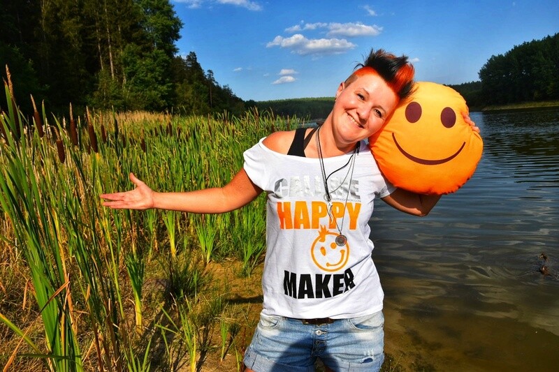 04 - 3. CALL ME HAPPY MAKER
- POSITIVE STATEMENT Shirt, verschiedene Motive