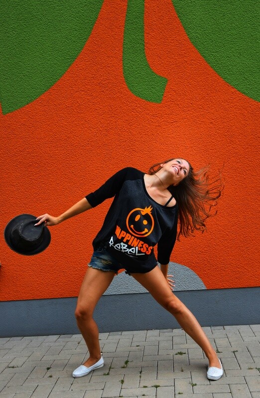 12. HAPPINESS REBEL
- Women`s College Shirt 12. HAPPINESS REBEL
- Women`s College Shirt