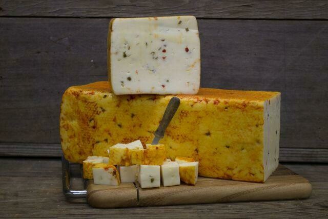 Hot Pepper Muenster Cheese