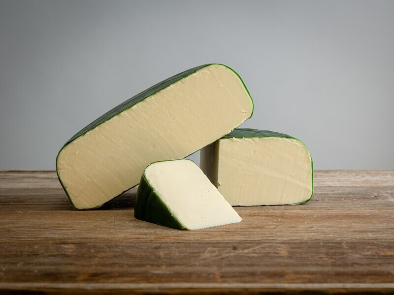 Sweet Champagne Cheddar Cheese