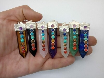 Dijes puntas con capuchon 7 chakras