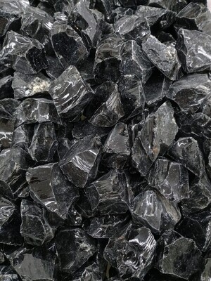 Obsidiana negra en bruto por 100grs