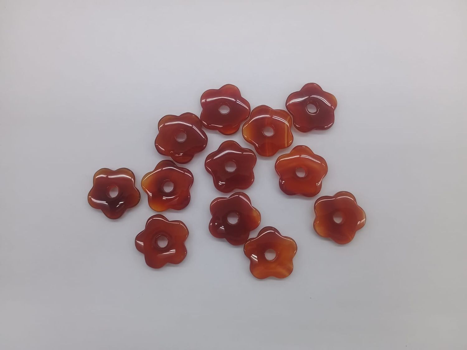 florcitas perforadas, piedras disponibles: agata cornalina