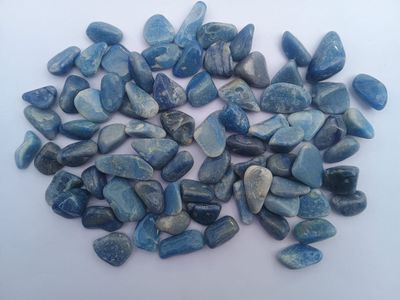 Cuarzo azul rolado I por 100grs