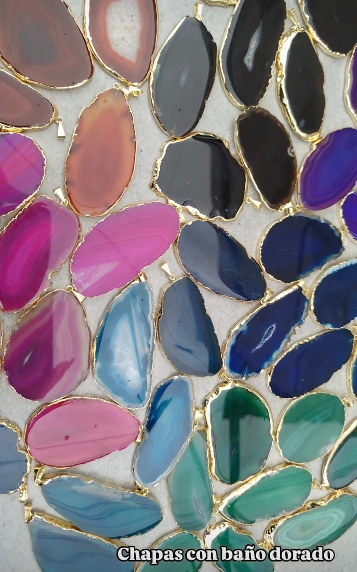 Chapas de agatas con baño dorado