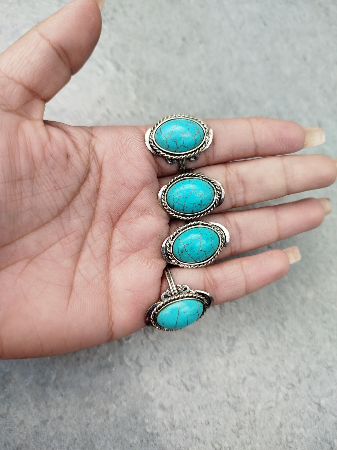 Anillo alpaca oval ( regulables)