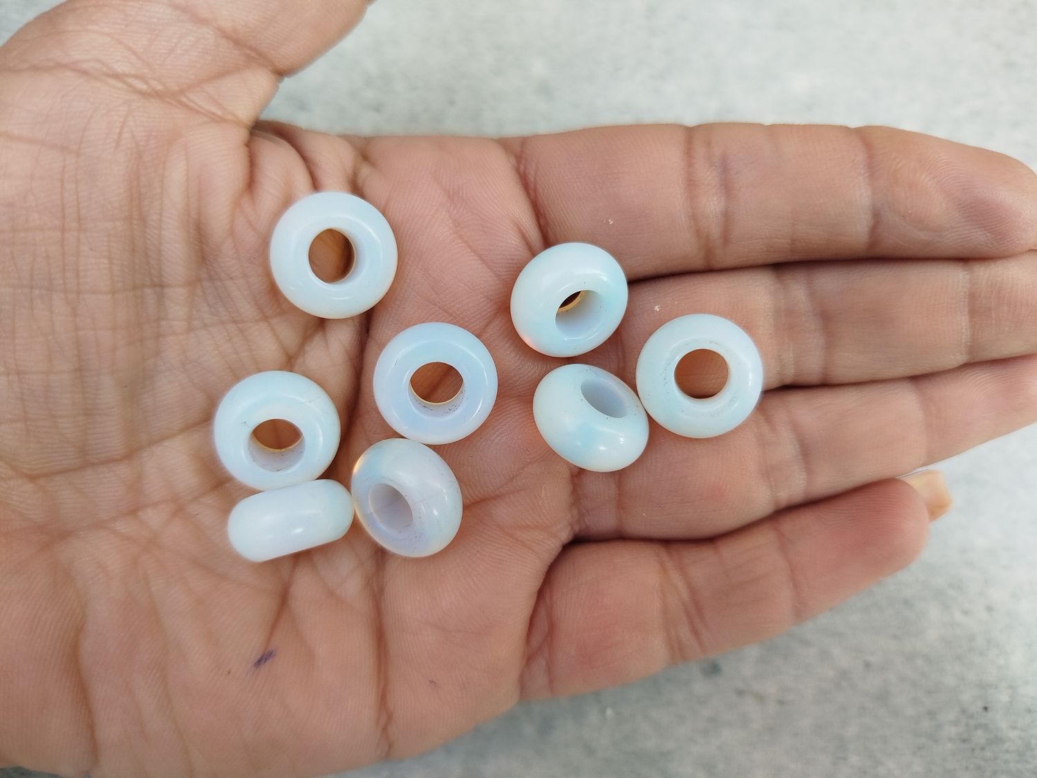 Donitas 14mm opalina