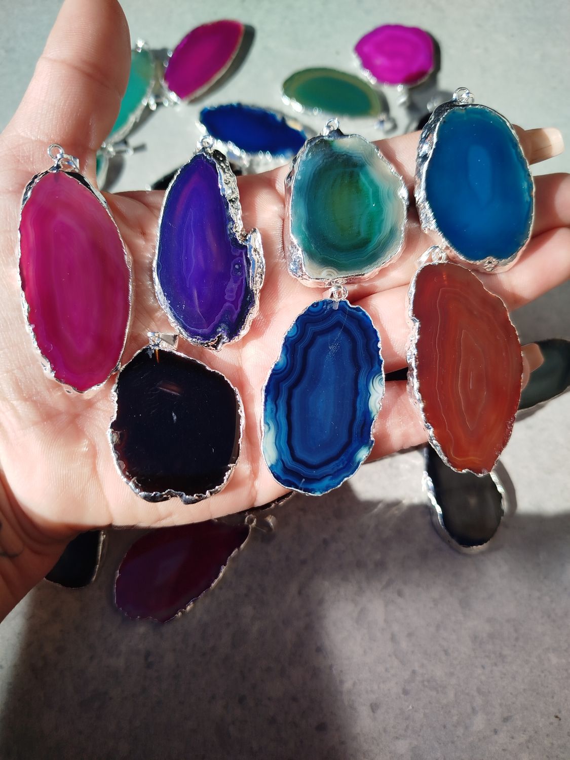 Chapas chicas con baño de plata 