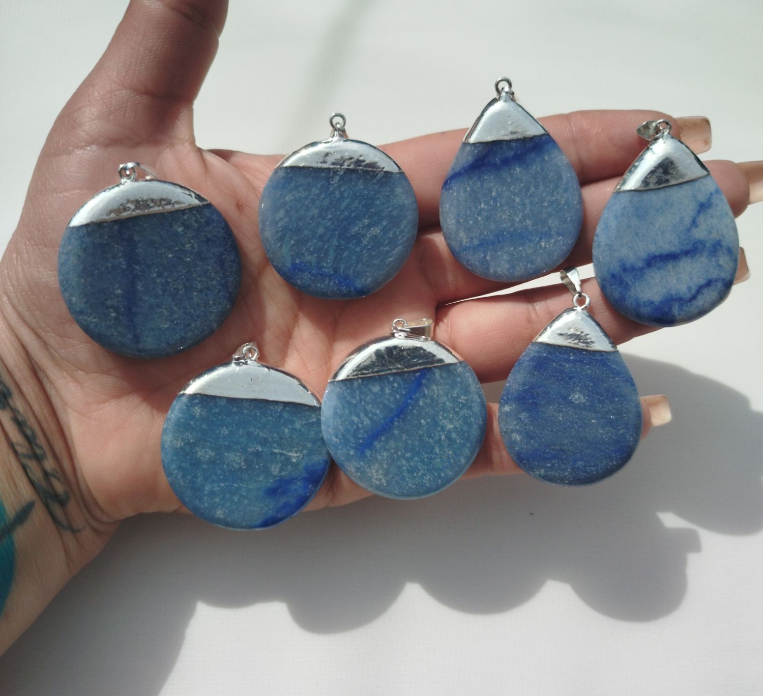 Fichas y gotas con baño de plata cuarzo azul