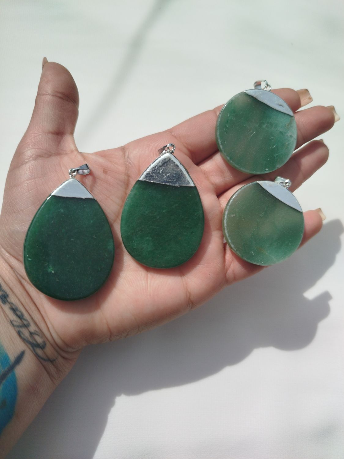 Fichas y gotas con baño de plata cuarzo verde