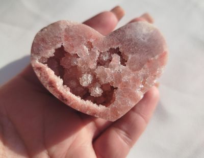 Corazon Amatista rosa 110grs