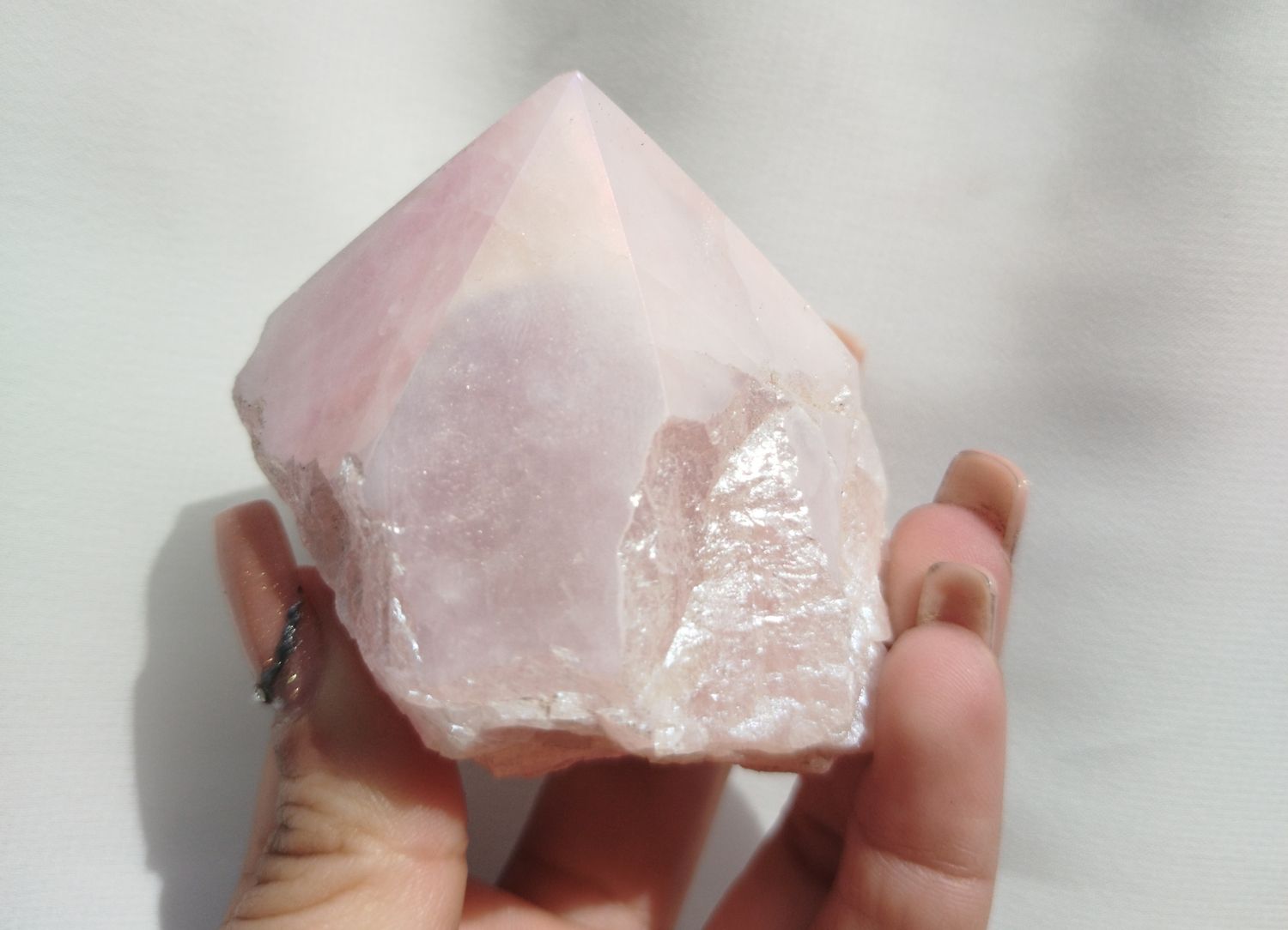 Punta guardiana cuarzo aura rosa 206grs
