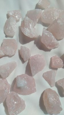 Cuarzo rosa en bruto por 100grs