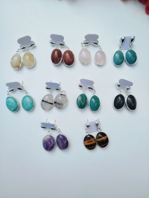 Aritos ovales colgantes con baño de plata