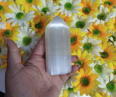 Puntas de selenita con base