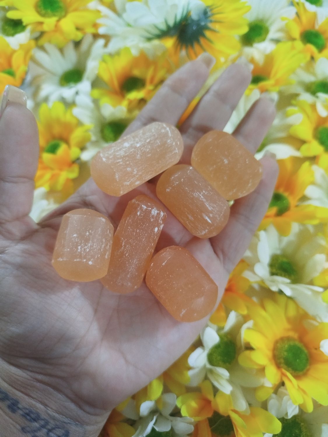 Cilindros selenita melocotón por 100grs