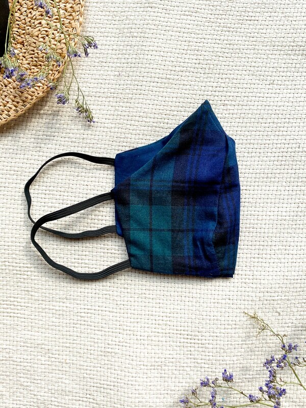 Reversible and reusable Face Mask - Green Check &amp; Navy