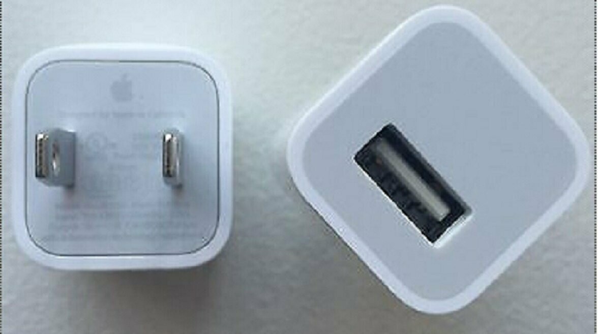 Apple IPhone Wall Adaptor  A1385