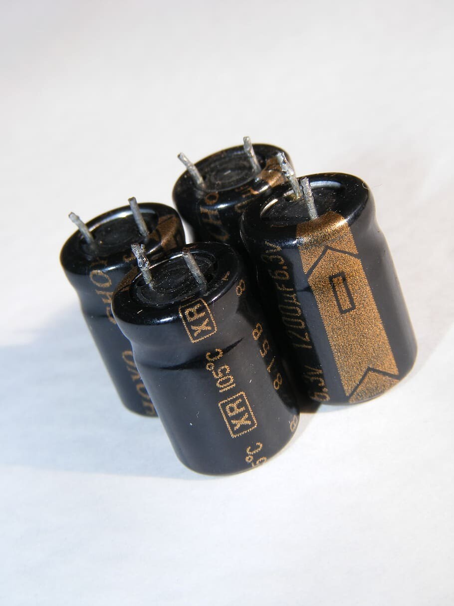 1000uF 25v capacitors