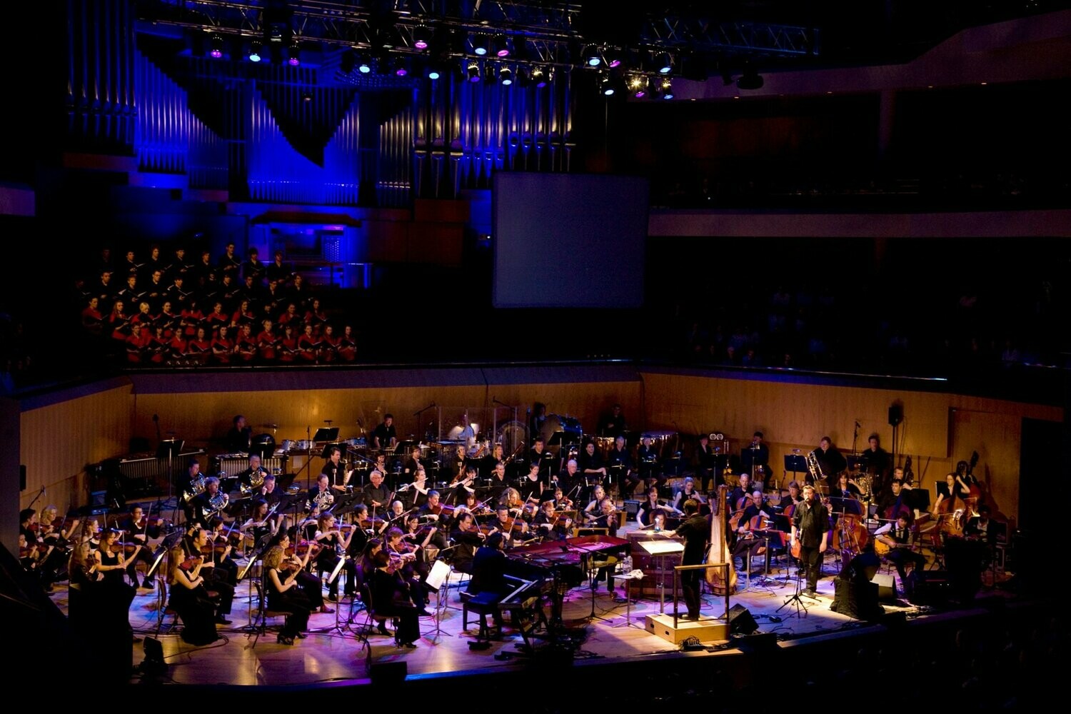 Elbow with the Hallé Orchestra: Bridgewater Hall, Manchester, England