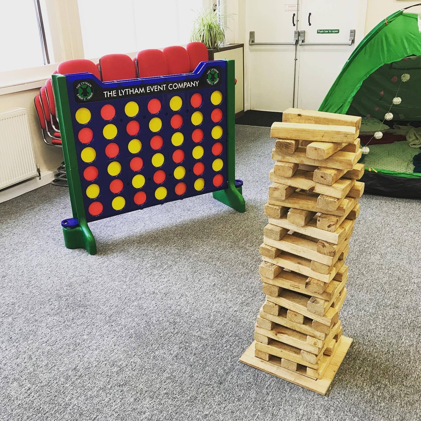 Giant Jenga & Connect 4 game Giant Jenga & Connect 4 game