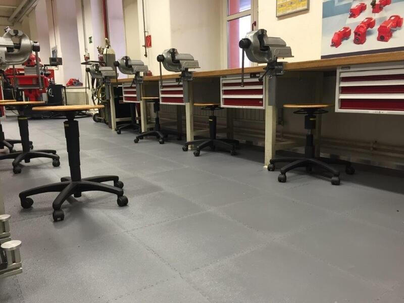 Traficfloor - ECO PVC 5mm tiles