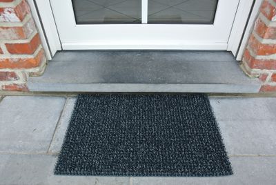 Astro Turf Tapis Gazon Gris 40x60cm Astro Turf Tapis Gazon Gris 40x60cm