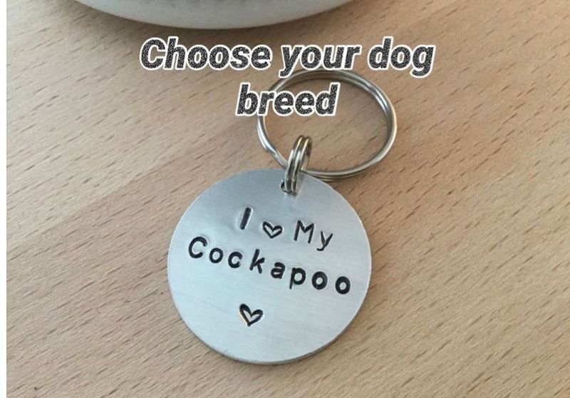 Choose your dog breed Personalised keyring