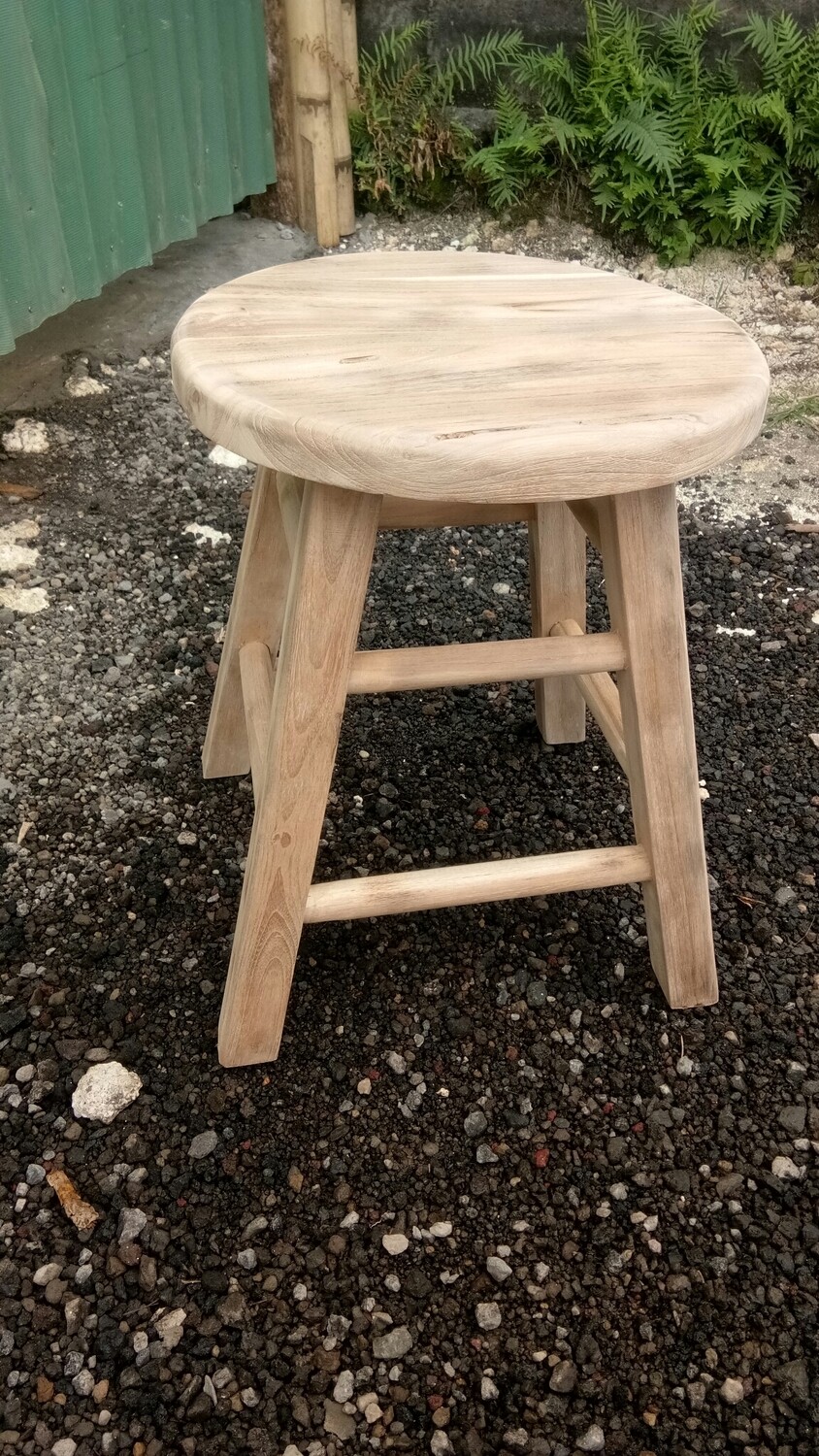 Circle Old style Stool