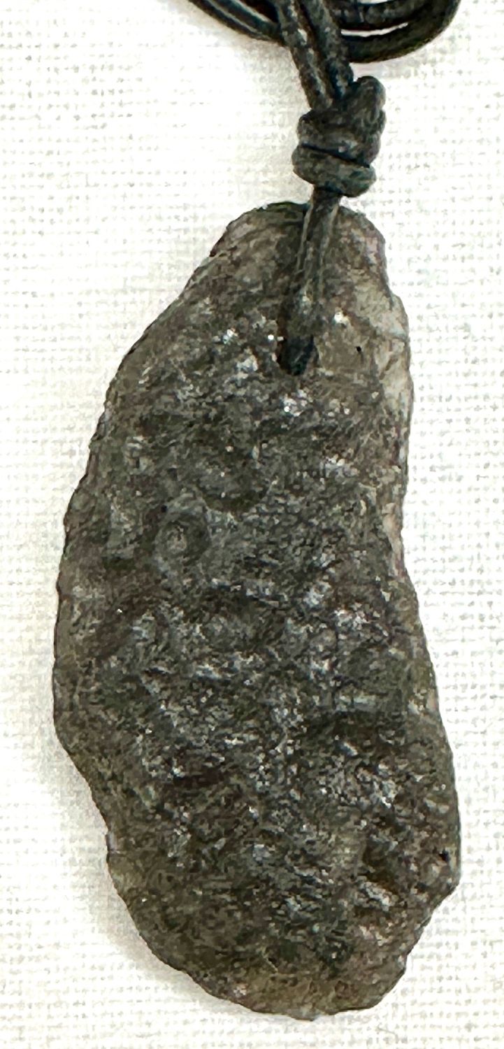 Cintamani Stone Anhänger mit Lederband Nr.2