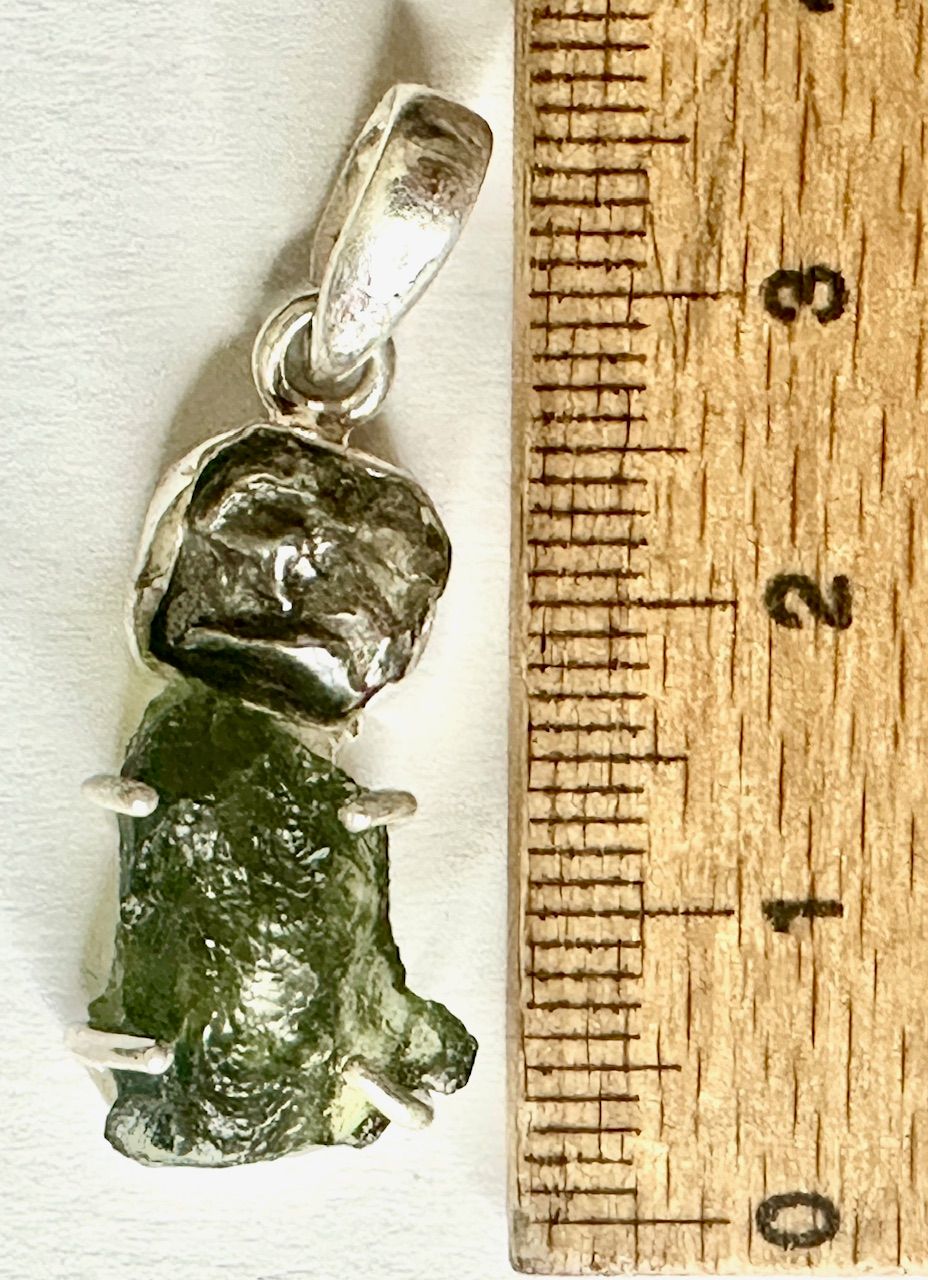 Moldavit und Metall Meteorit &quot;Sternschnuppe&quot; Nr. 1