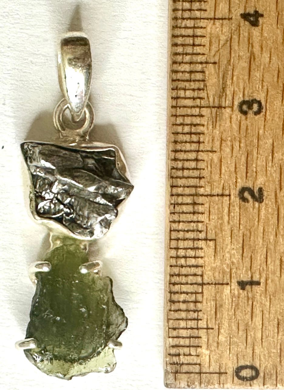 Moldavit und Metall Meteorit &quot;Sternschnuppe&quot; Nr. 2