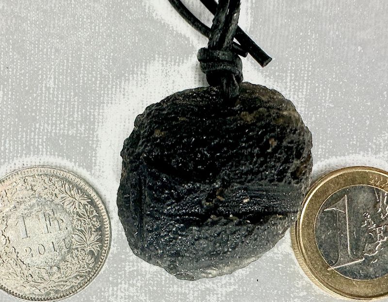 Cintamani Stone Anhänger mit Lederband Nr.3