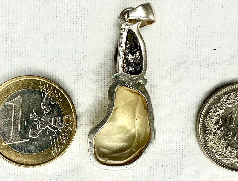 Gold Tektit und Metall Meteorit  &quot;Sternschnuppe&quot; 3