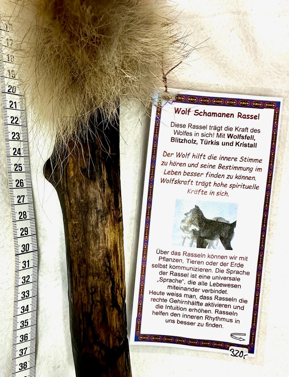 Wolf Schamanen Rassel