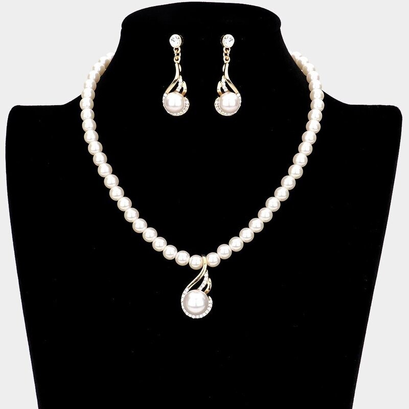 The Gwendolyn Set