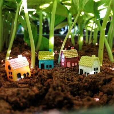 Miniature House Assorted (Single Piece) Miniature House Assorted (Single Piece)