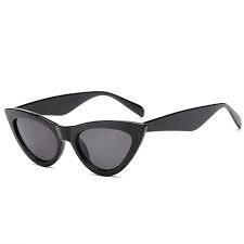 Mira Triangle Sunglasses -Black