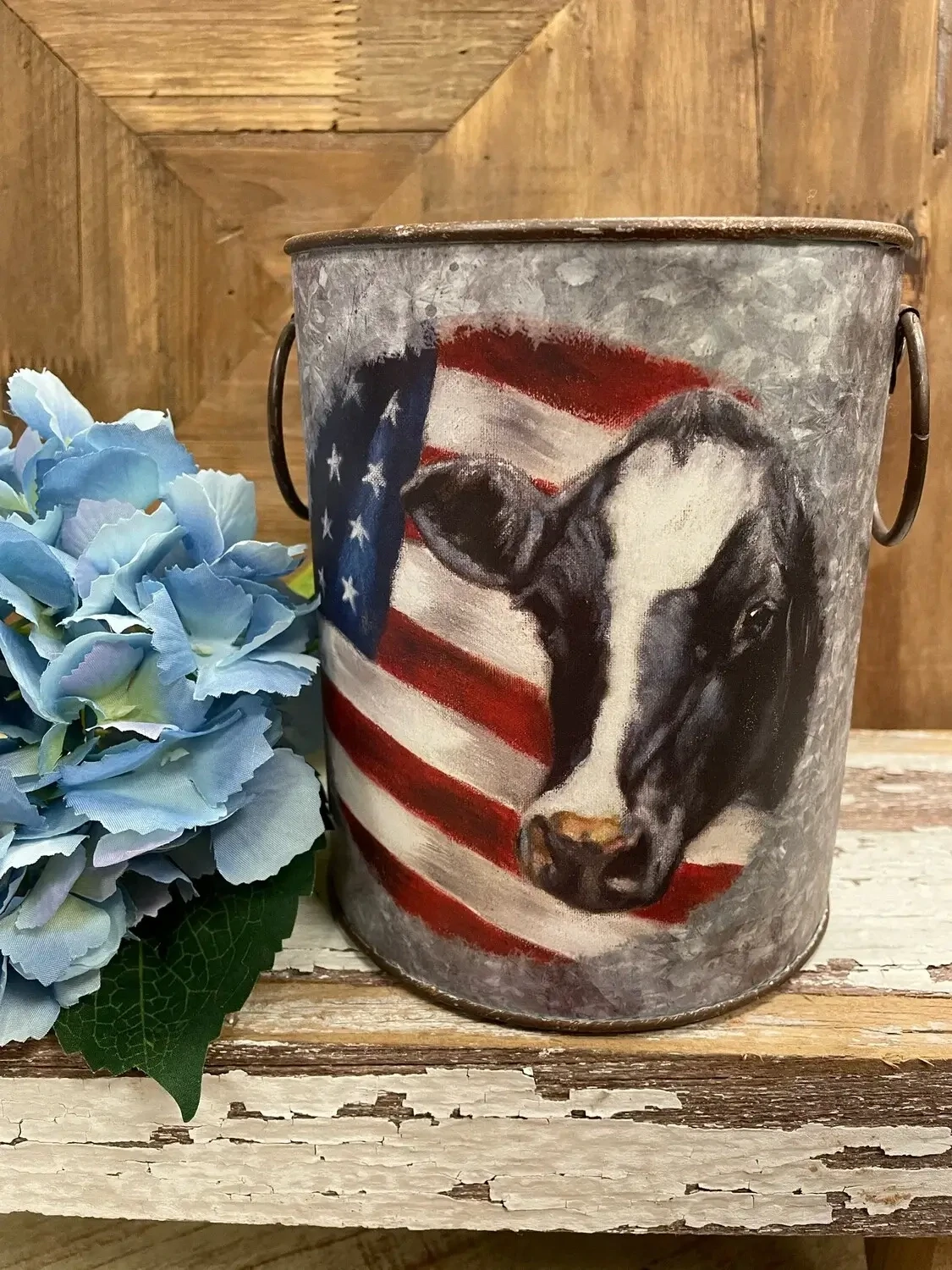 Pbk Sm Flag Bucket