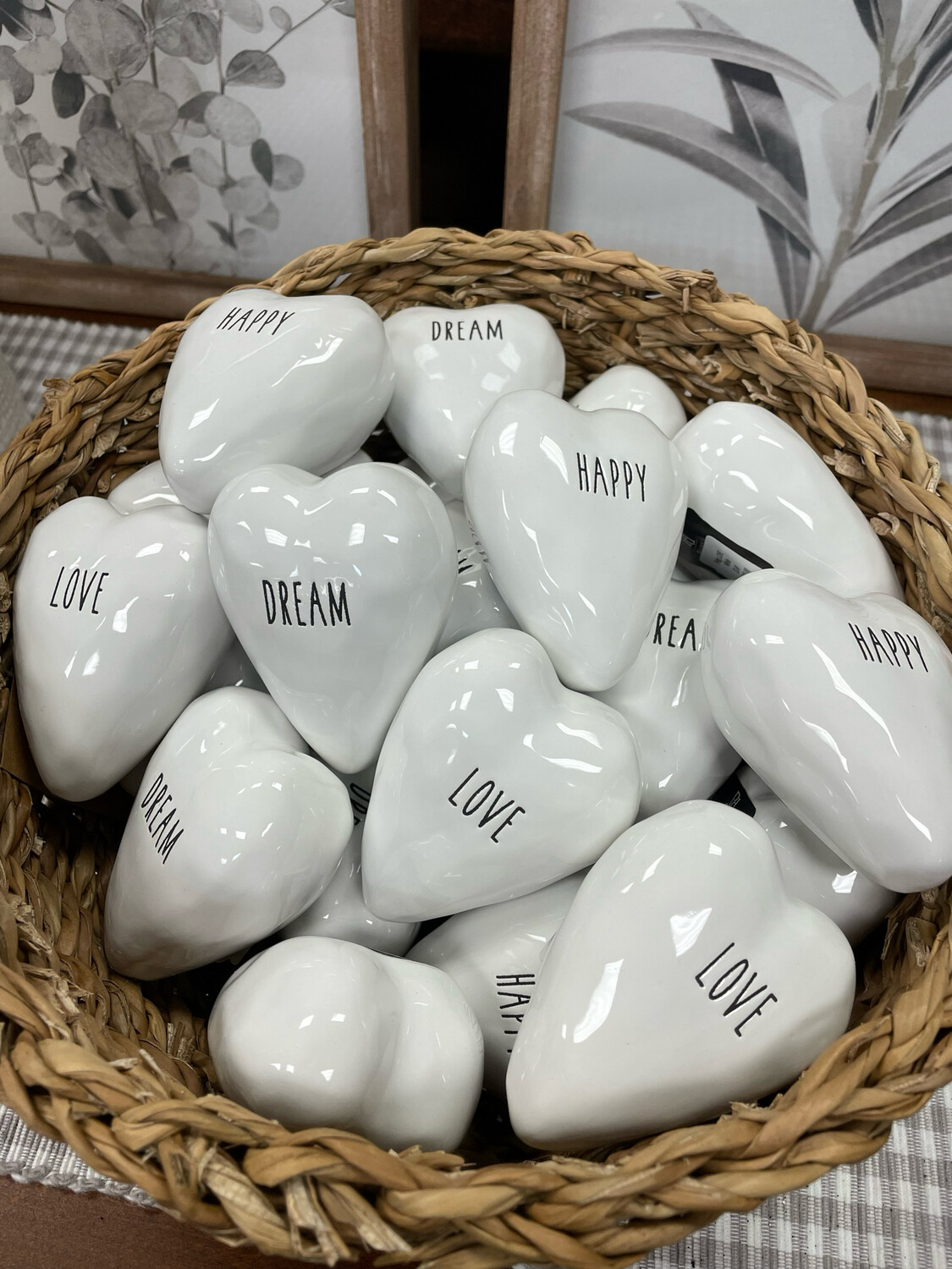 Pdg HAPPY White Ceramic Heart 3x2.3