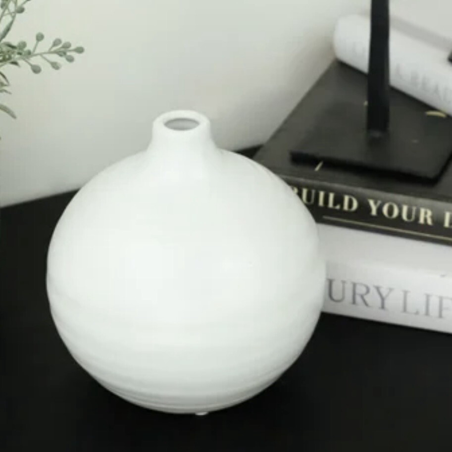 Pdg 6.5&quot; Swirl Pattern Vase White