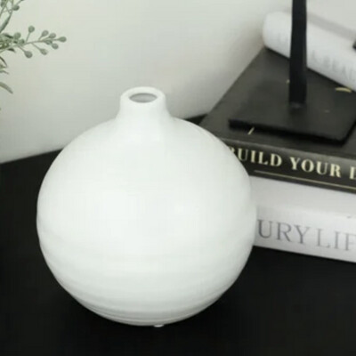 Pdg 6.5" Swirl Pattern Vase White